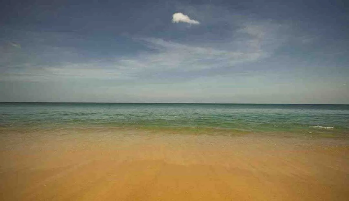 Can I stay in an Airbnb in Phuket?