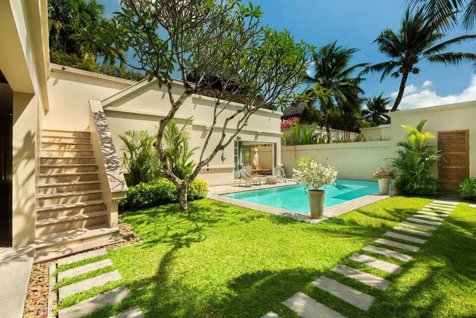 Villa moderne tropicale avec piscine 3 chambres à louer à Bang Tao — Miniature 2
