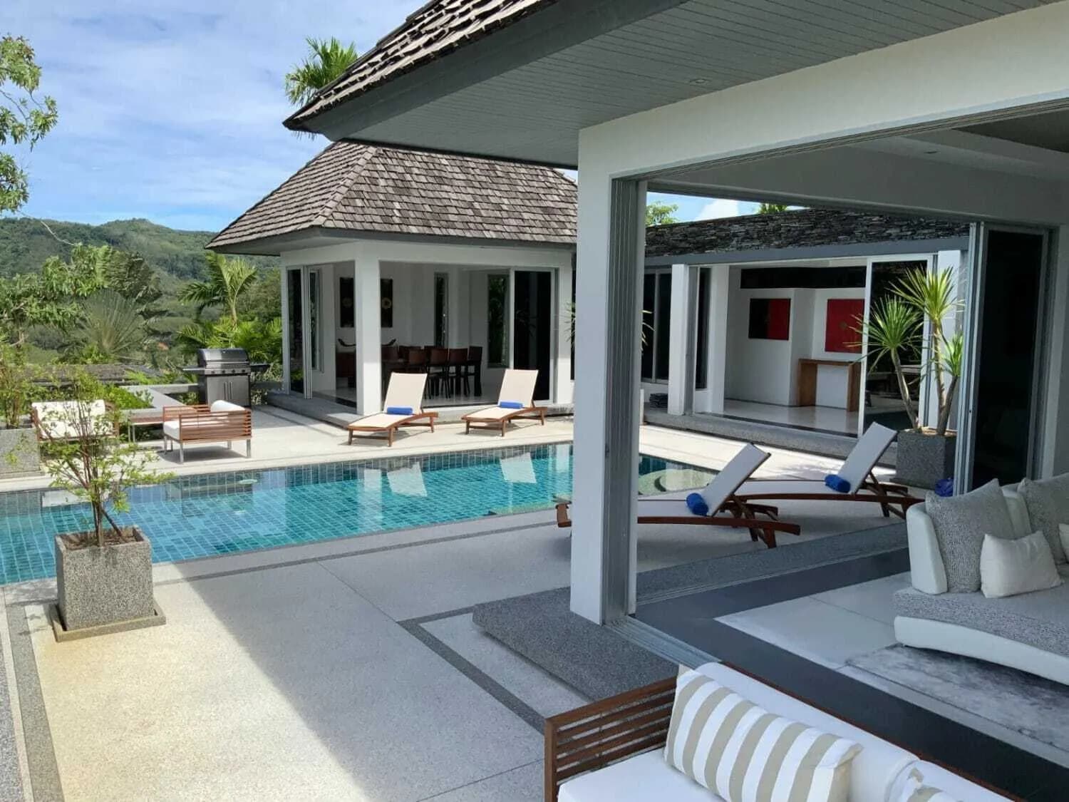Villa de luxe avec piscine privée 4 chambres à vendre dans le secteur de Laguna — Miniature 8