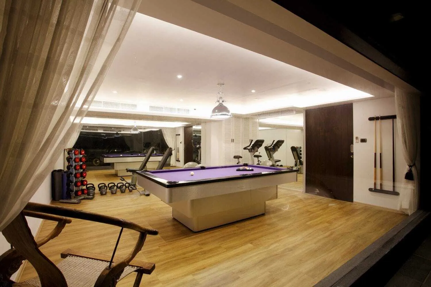 Vue mer – Villa 3 chambres avec piscine privée à louer à Surin — Miniature 6