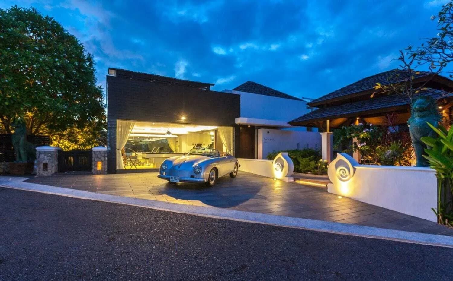Vue mer – Villa 3 chambres avec piscine privée à louer à Surin — Miniature 13