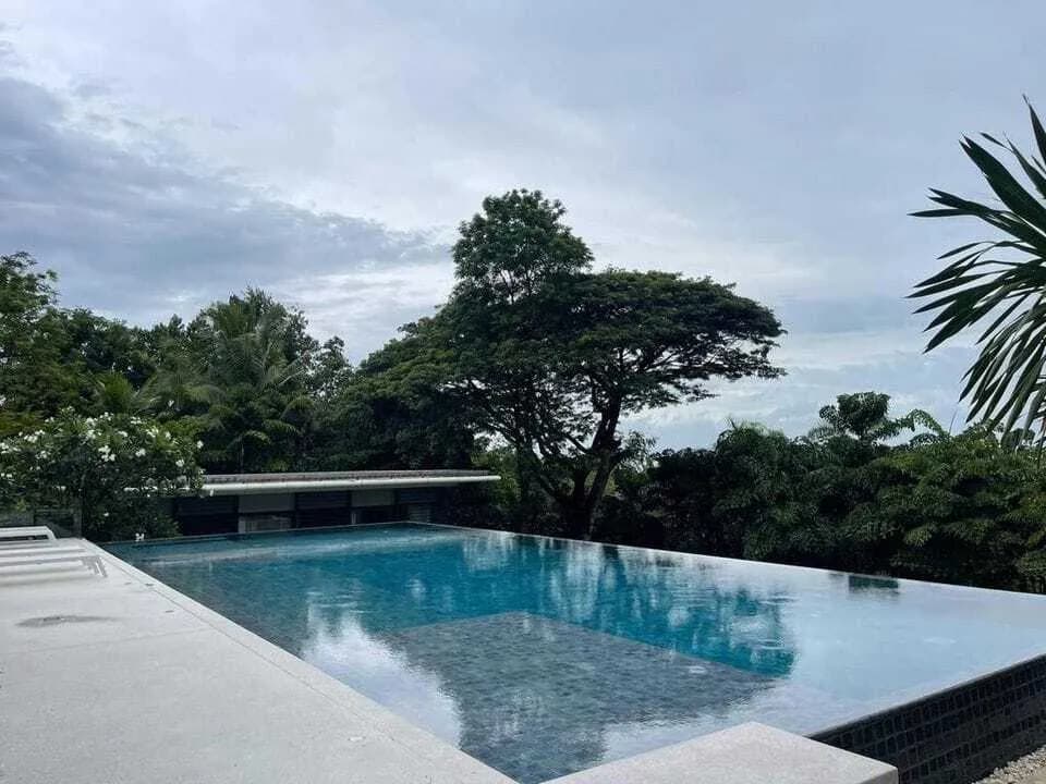 Cape Yamu – Luxueuse villa vue mer 5 chambres avec piscine privée à louer à Yamu — Miniature 13