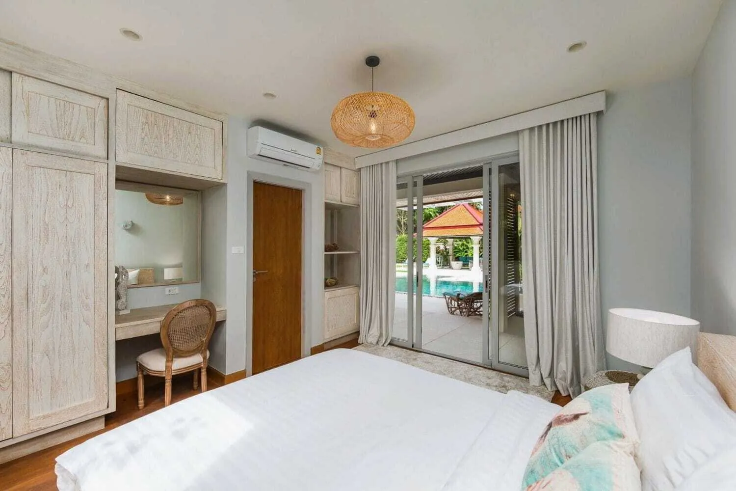 Villa privée avec piscine 5 chambres à la revente à Cherngtalay, Phuket — Miniature 8
