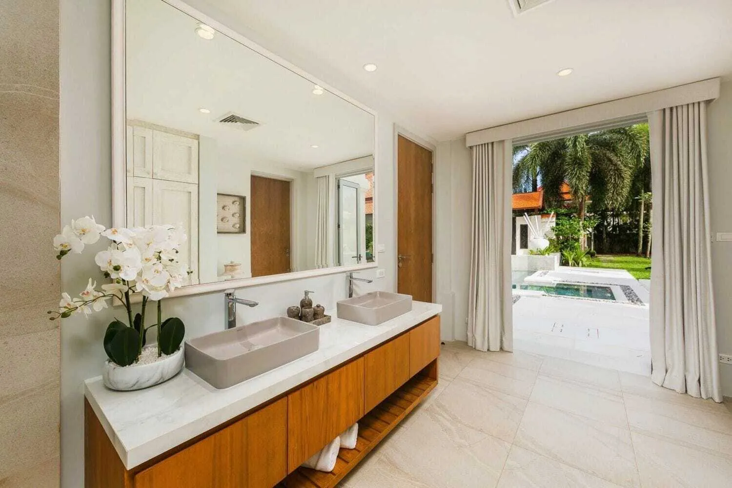Villa privée avec piscine 5 chambres à la revente à Cherngtalay, Phuket — Miniature 27