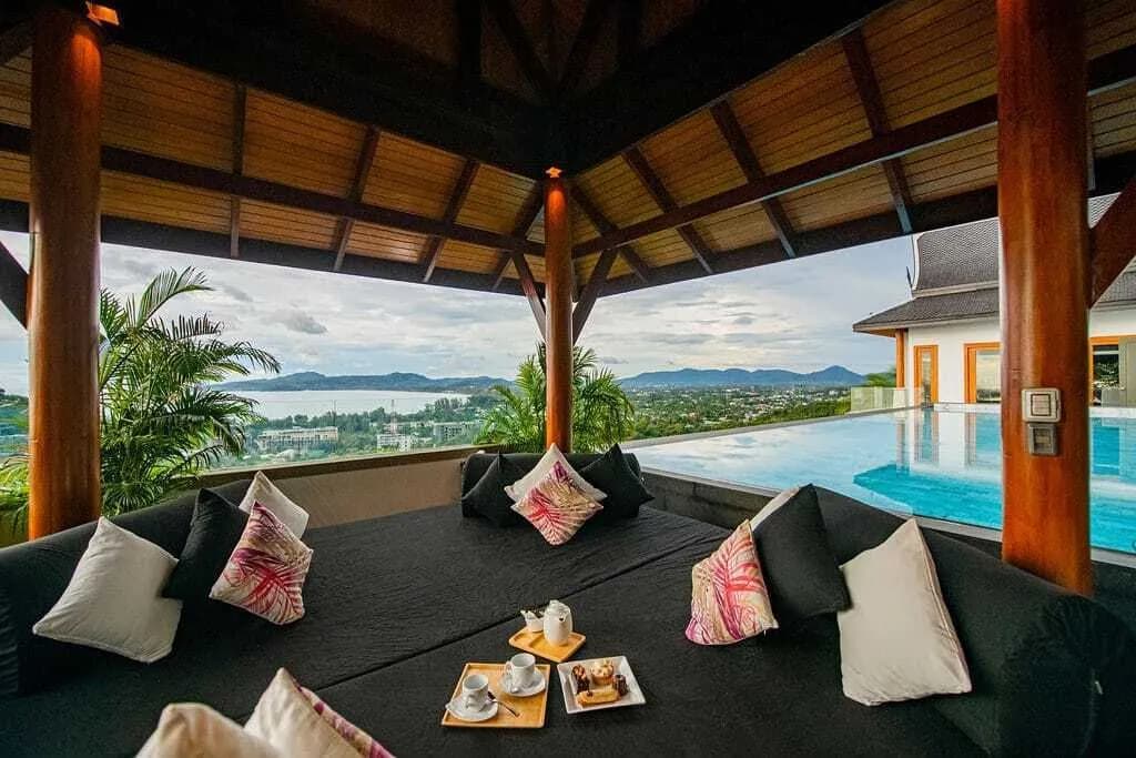 Superbe villa vue mer 10 chambres avec piscine privée à louer à Surin — Miniature 6