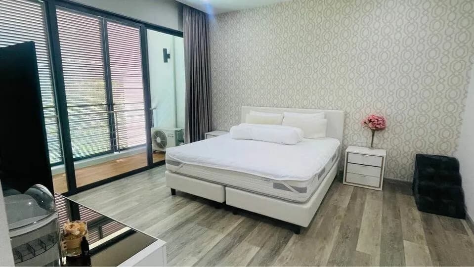 Villa de luxe 4 chambres avec piscine privée à louer à Phuket — Miniature 16