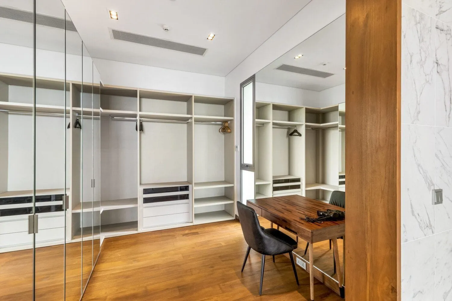 Penthouse ultra-luxe 4 chambres vue mer à Naithon Beach — Miniature 14
