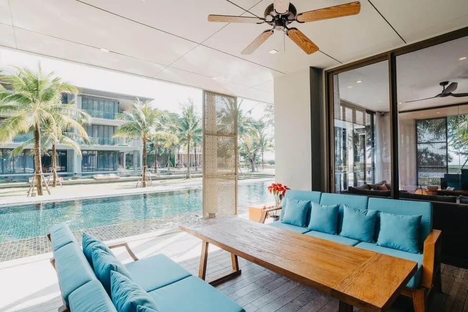 Penthouse en front de plage 3 chambres à vendre – à Mai Khao, Phuket — Miniature 12