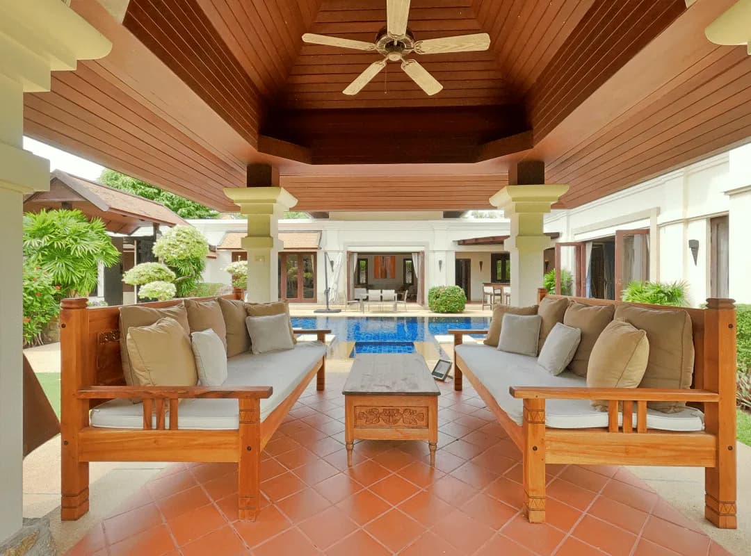 Villa exclusive 4 chambres avec bureaux de 1 300 m² avec piscine privée à vendre à Bang Tao, Phuket — Miniature 8