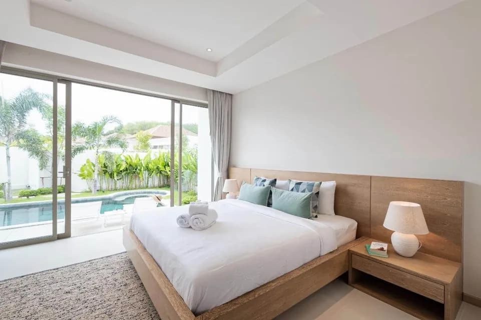 Trichada Tropical Pool Villa – 3 chambres avec piscine privée à louer à Choeng Thale — Photo 1