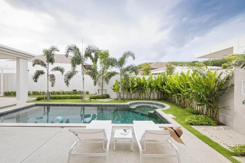Trichada Tropical Pool Villa – 3 chambres avec piscine privée à louer à Choeng Thale — Miniature 3
