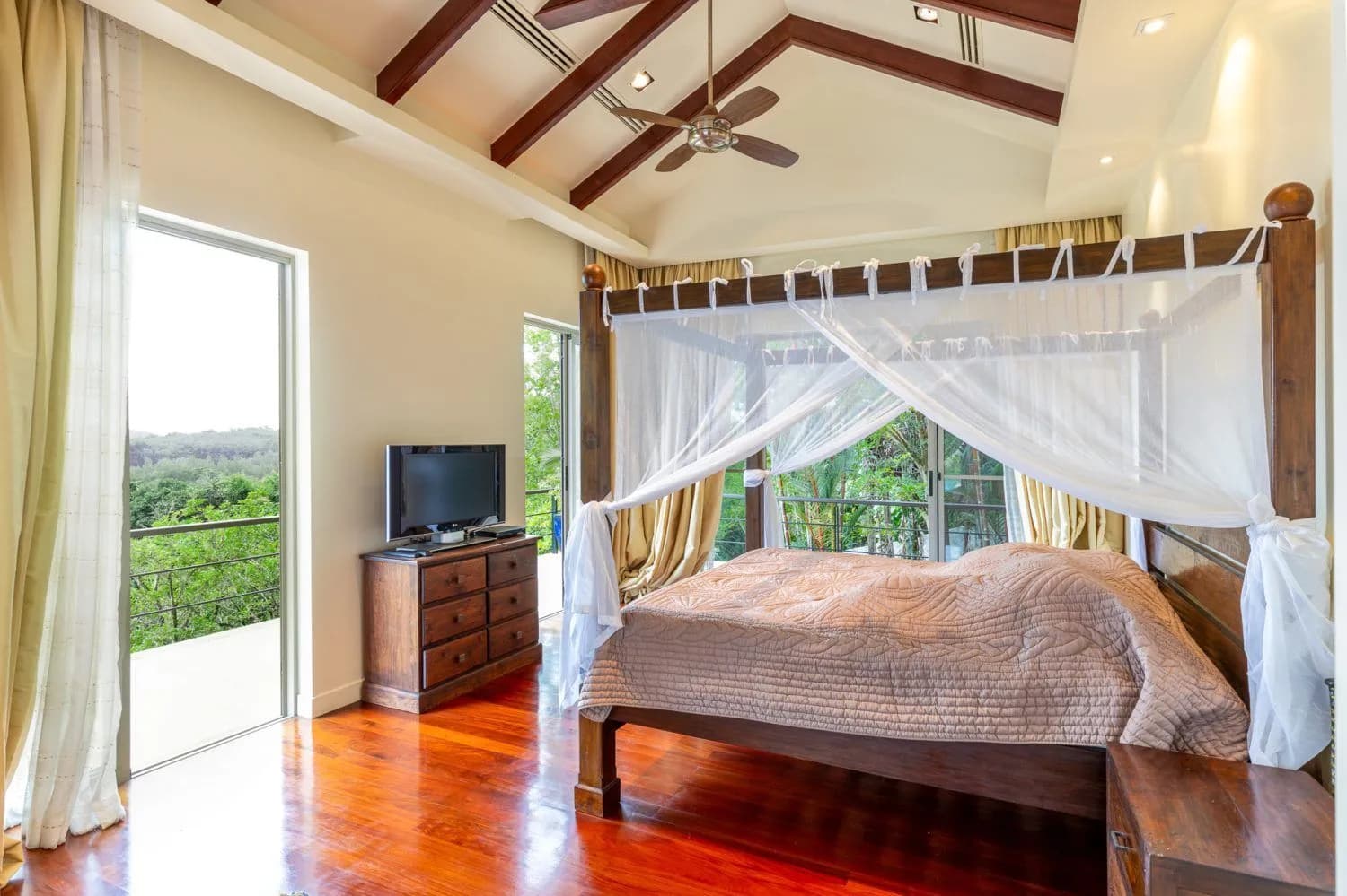 Villa vue mer 5 chambres de 2 092,4 m² à vendre à Ao Por, Phuket — Miniature 5
