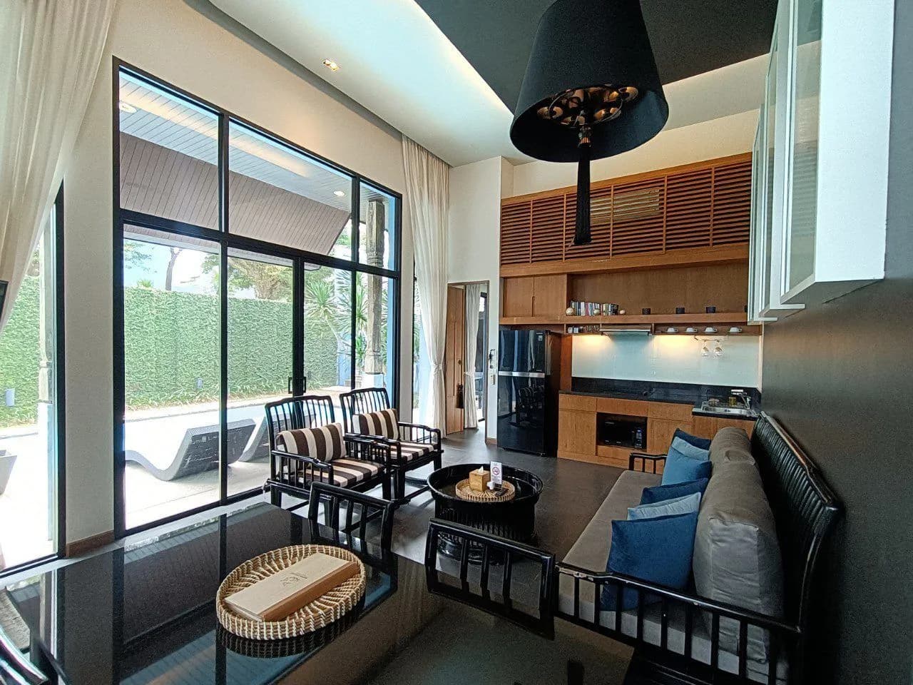 Villa 2 chambres avec piscine privée, terrain de 223 m², à vendre à Choeng Thale, Phuket — Miniature 7