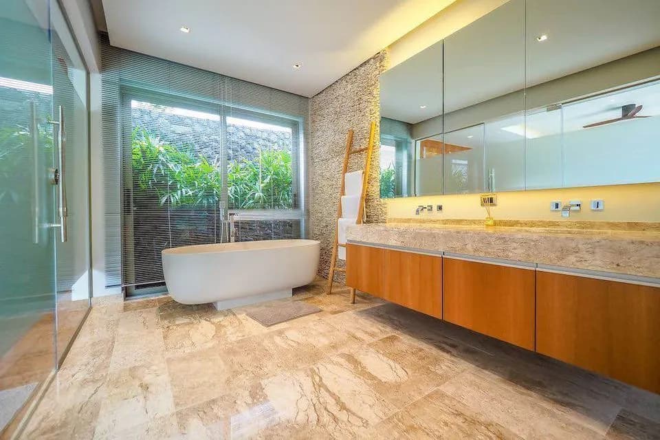 Botanica Bangtao – Villa 4 chambres avec piscine privée à louer à Choeng Thale — Miniature 4