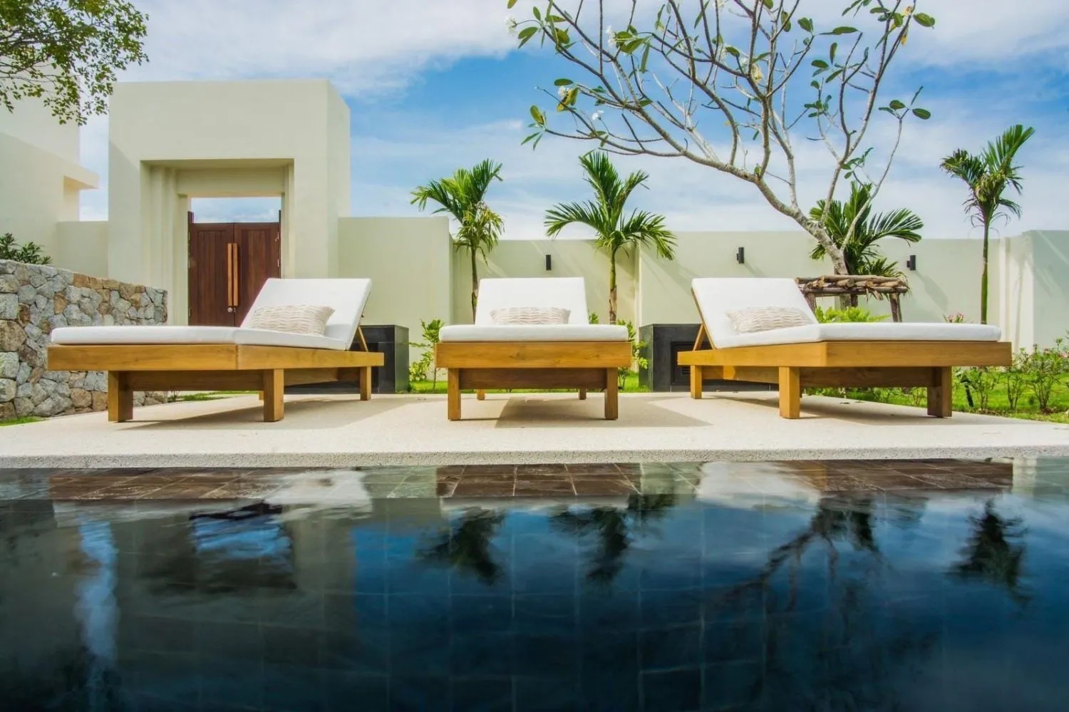 Garden Atlas Villa – 3+1 chambres avec piscine privée à louer à Choeng Thale — Photo 1