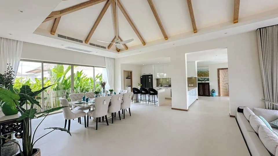 Trichada Villa – 4 chambres avec piscine privée à louer à Choeng Thale — Miniature 2