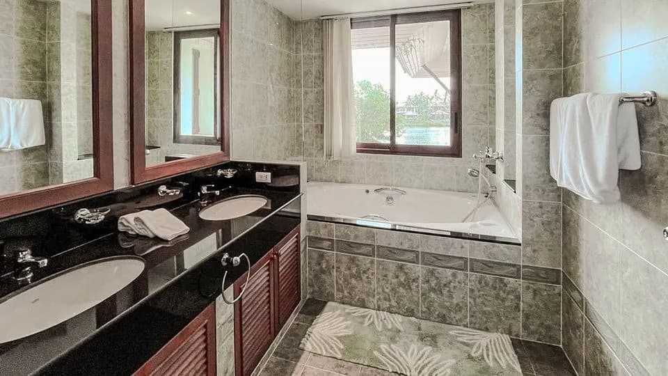 Laguna vue lac – 4 chambres avec piscine privée à louer à Choeng Thale — Miniature 10