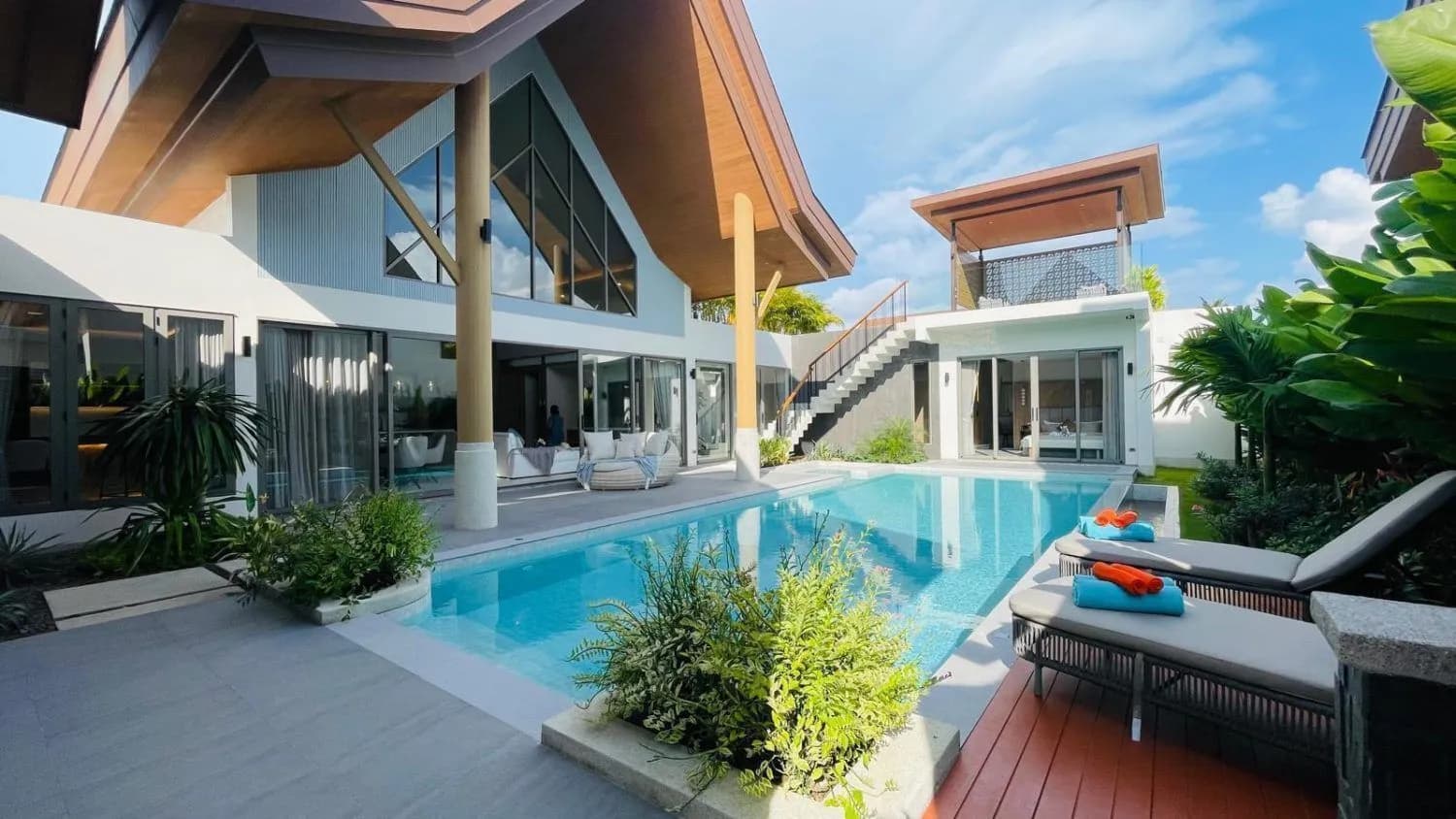 Erawana : luxueuse villa avec piscine 4 chambres à louer à Choeng Thale, Phuket — Miniature 21