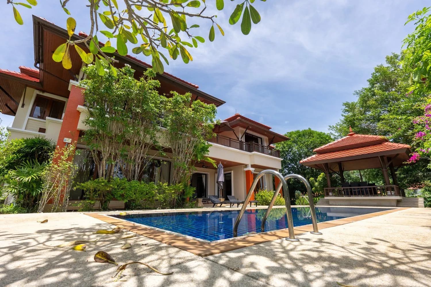 Angsana Laguna Villa – Villa avec piscine 4 chambres et grand jardin à louer près de la plage de Bang Tao — Miniature 5