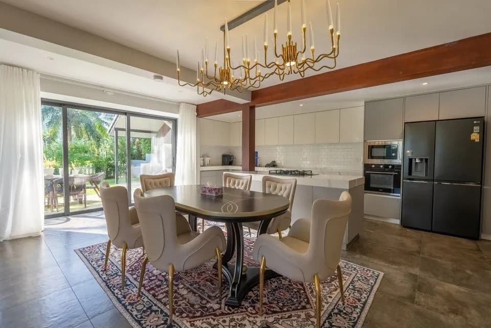 Spacieuse villa avec vue golf et piscine privée à louer à Kathu, Phuket — Miniature 19