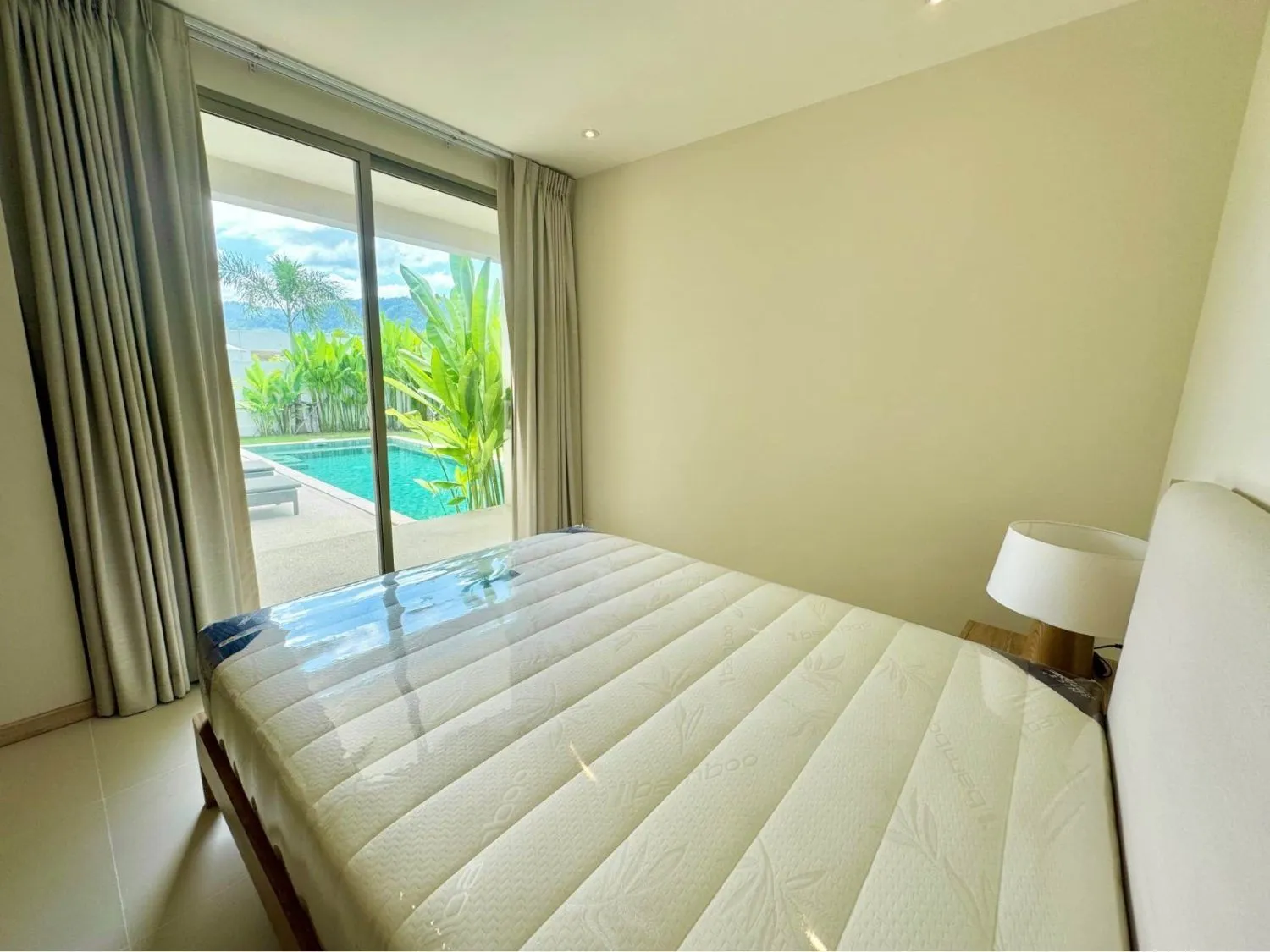 Trichada Breeze – Élégante villa avec piscine 3 chambres à louer à Bang Tao, Phuket — Miniature 5