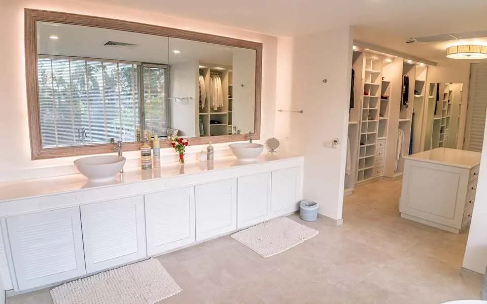 Vaste villa avec piscine privée 5 chambres à louer à Layan, Phuket — Miniature 17