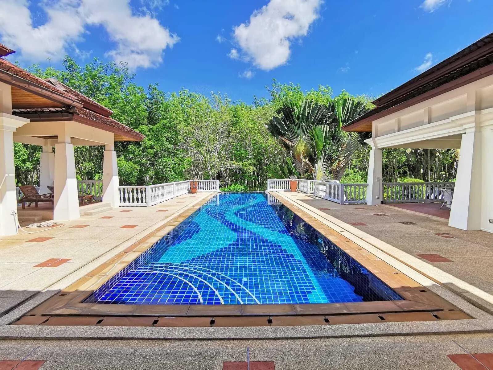 Spacieuse villa 7 chambres avec piscine privée et grand jardin à Thalang — Miniature 2