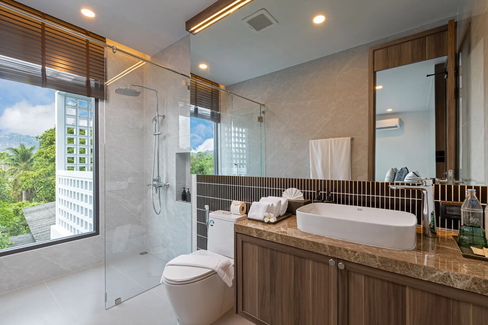 Luxueuse villa 4 chambres à vendre à Rawai | SD15072551 — Miniature 10