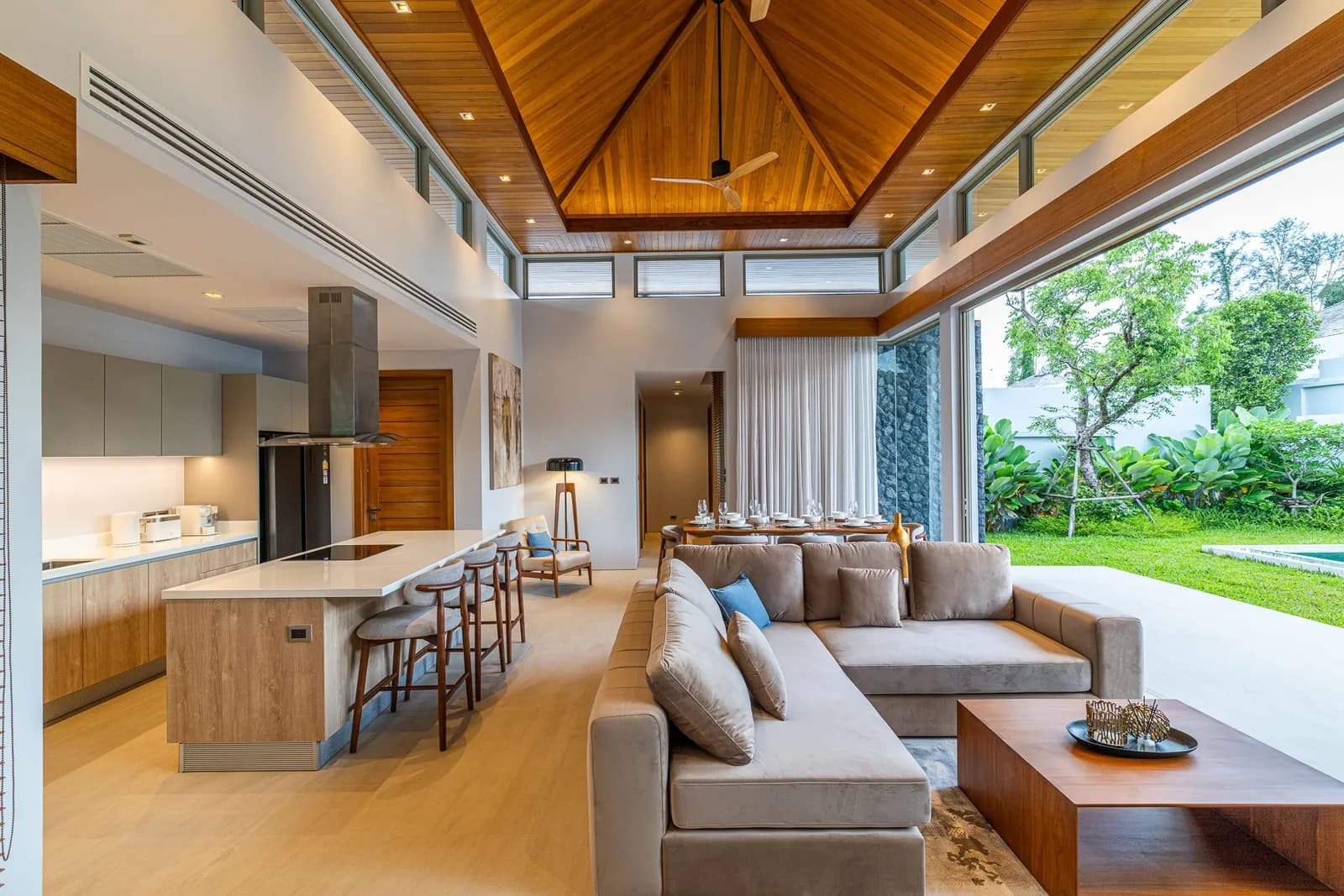 Villa privée neuve avec piscine 4 chambres à louer à Botanica Foresta, Phuket — Miniature 10