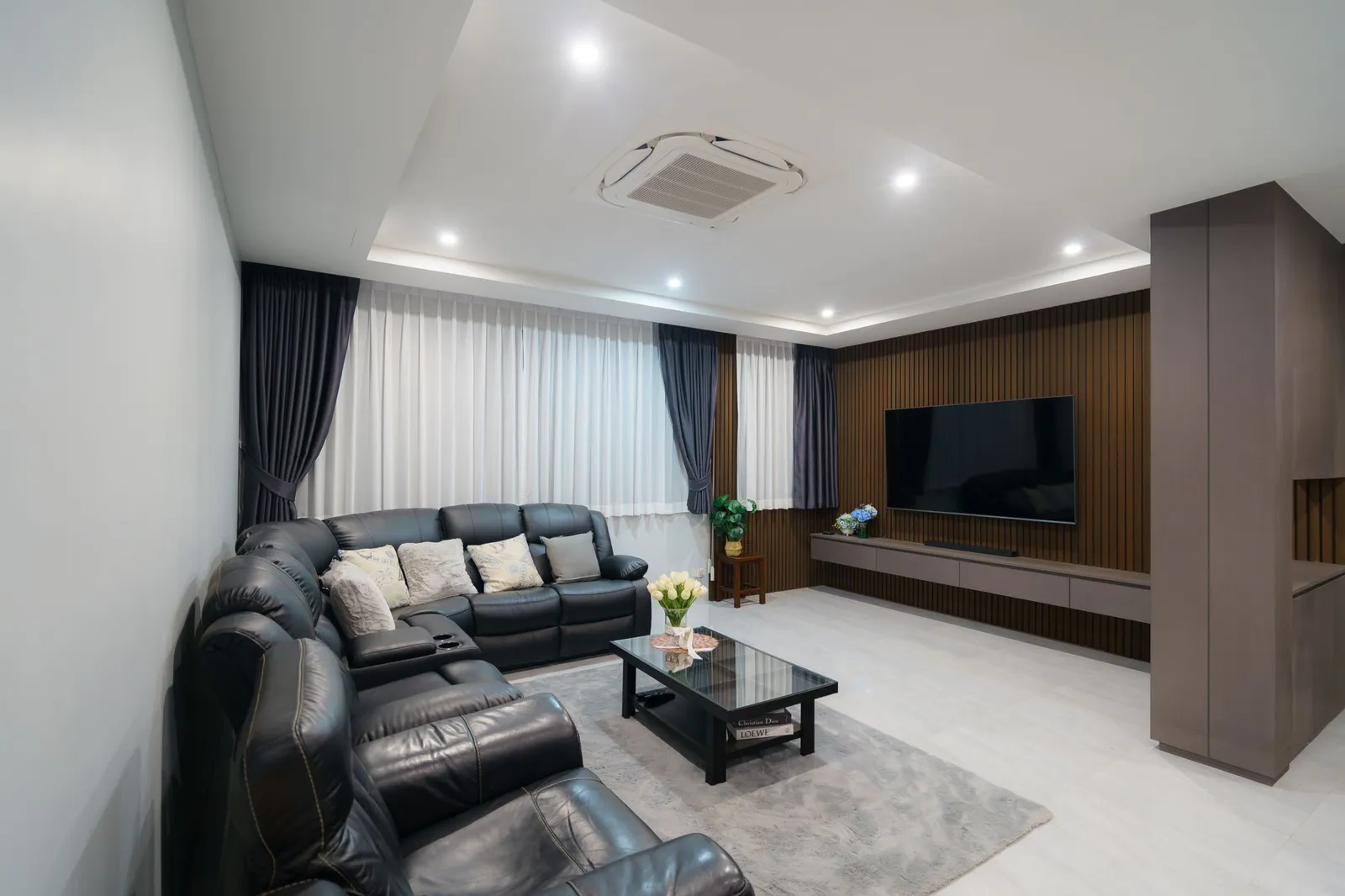 Villa avec piscine 6 chambres à vendre à Surin, Bang Tao, Phuket | SD14102501 — Miniature 5