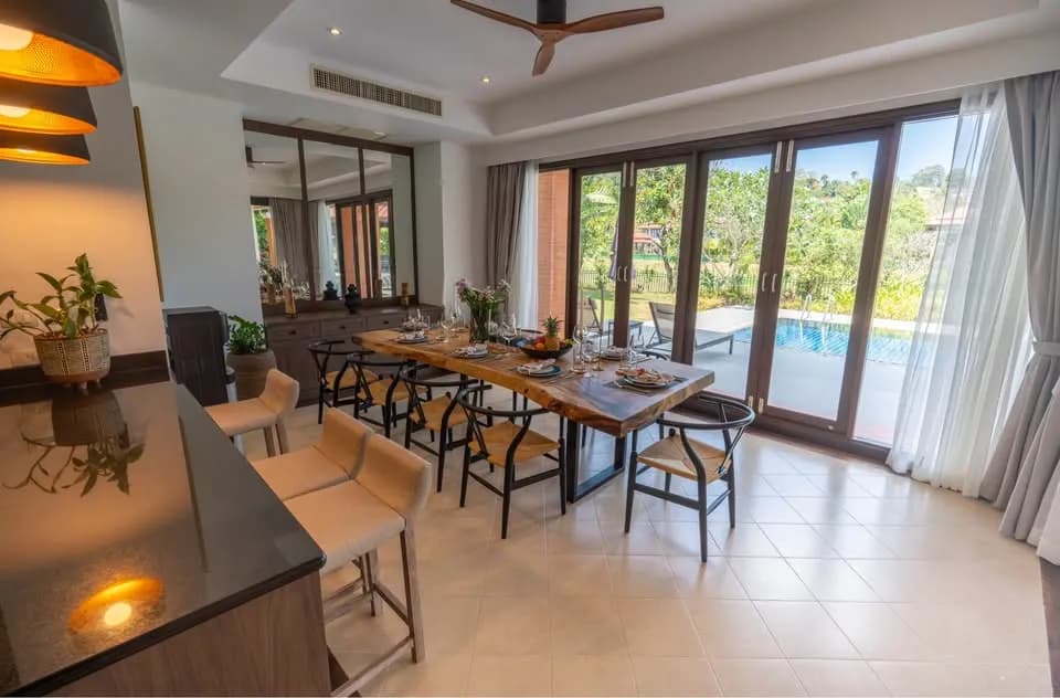 Laguna Village Lakeview – Élégante villa avec piscine 4 chambres en location longue durée — Miniature 7