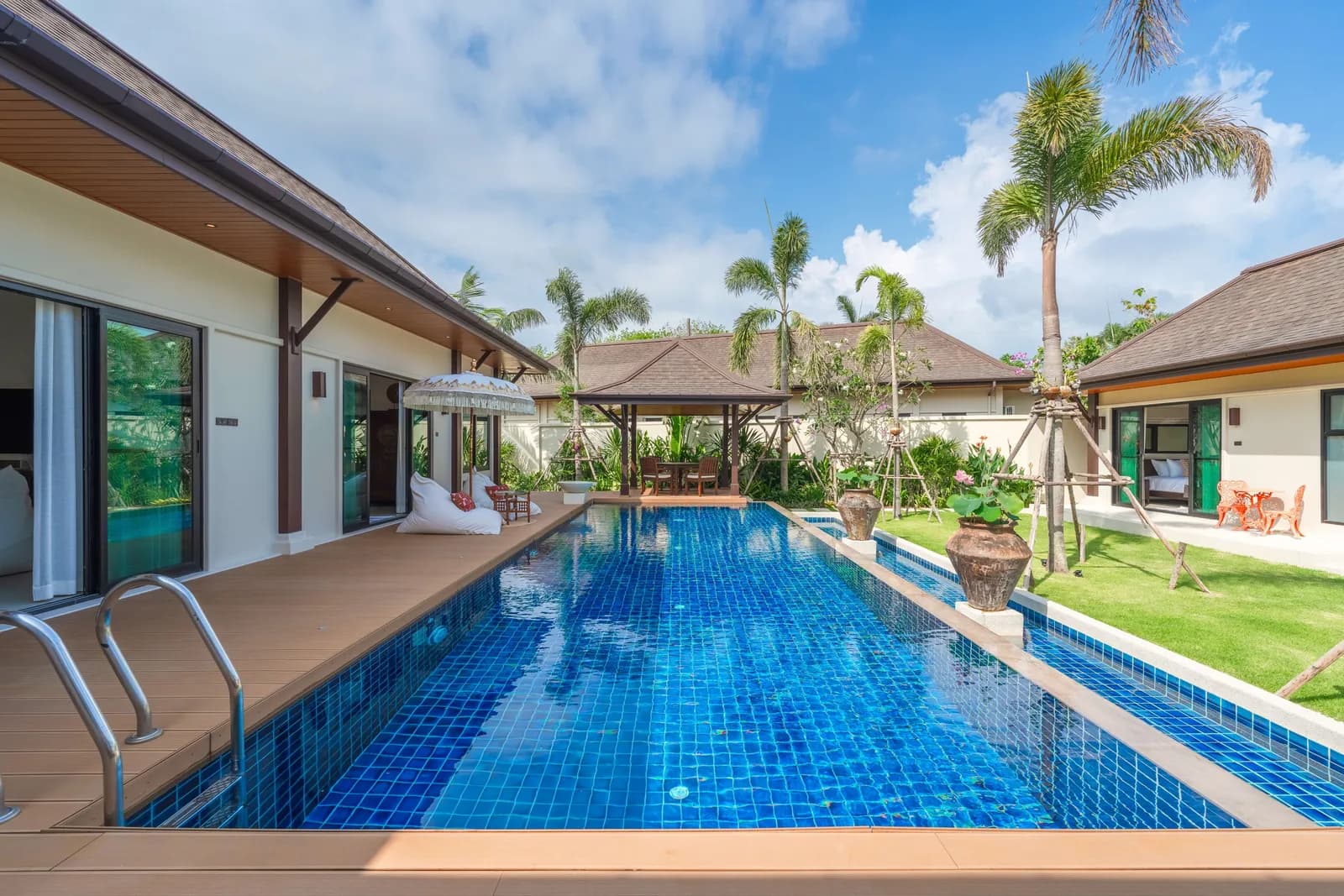 Two Tara Villa près de Layan Beach | Villa avec piscine 4 chambres à louer — Miniature 22