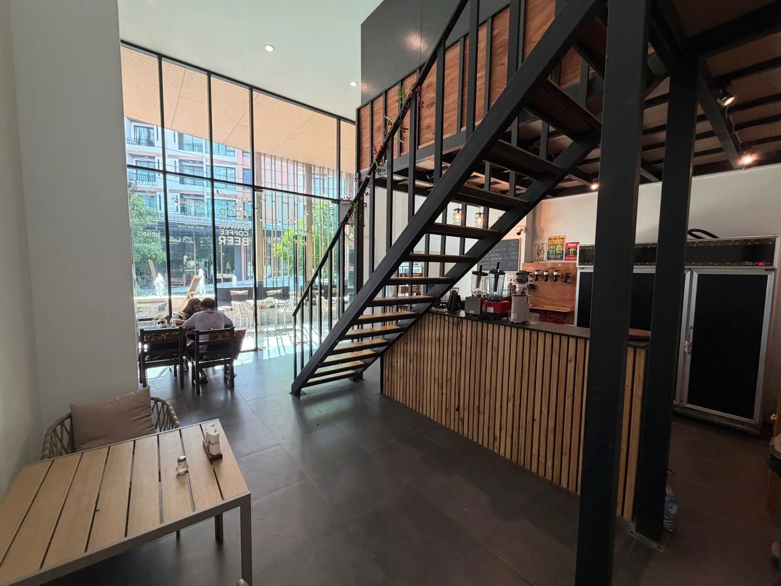 Local commercial en copropriété à vendre à Surin avec un rendement de 7,7 % | SB26052601 — Miniature 24
