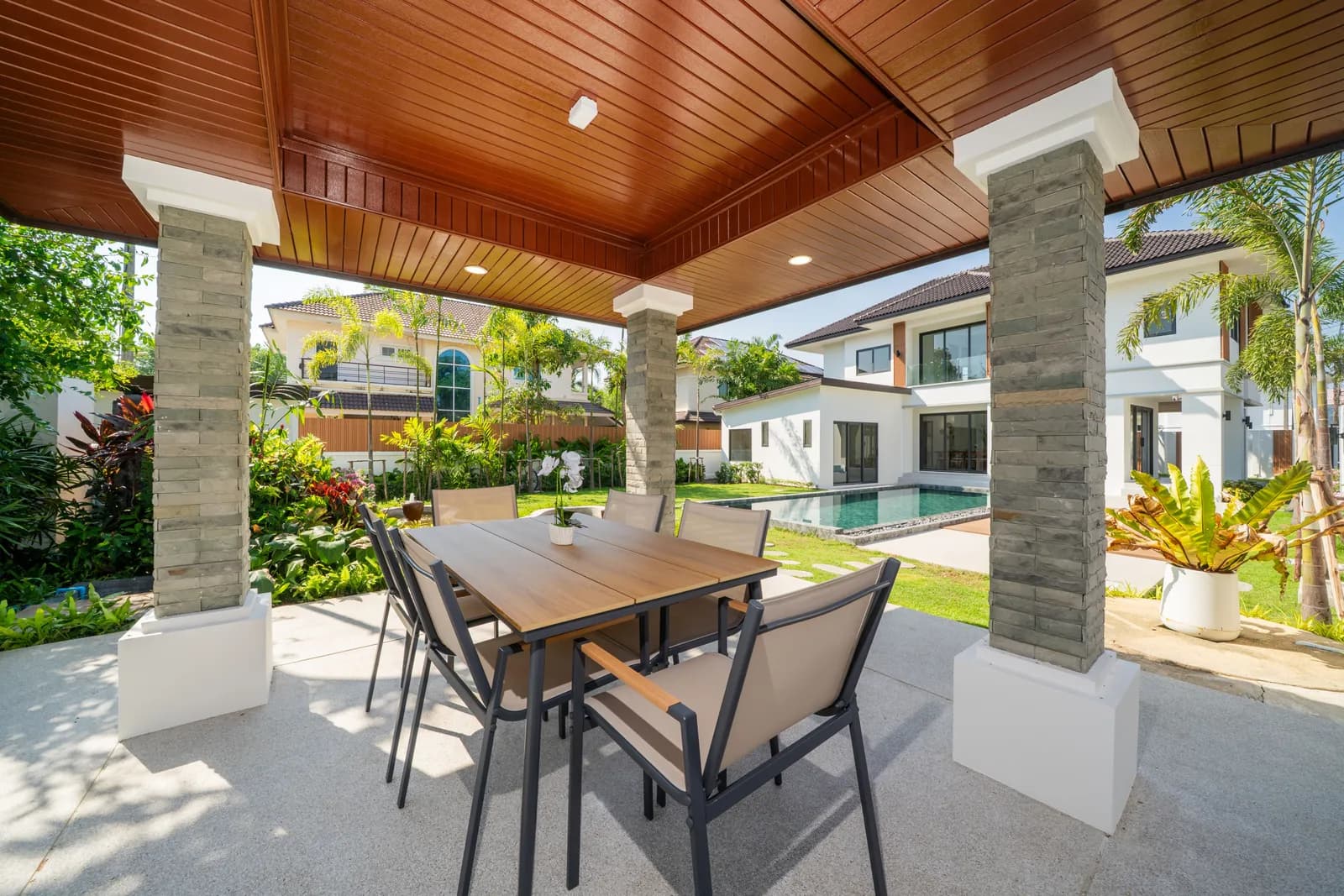 Superbe villa 4 chambres avec piscine à Sri Sunthon, Phuket | SI28052601 — Miniature 15