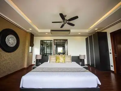 The Lake House – Villa moderne 4 chambres – à Cherng Talay