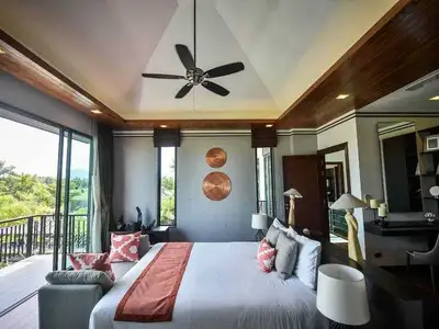 The Lake House – Villa moderne 4 chambres – à Cherng Talay