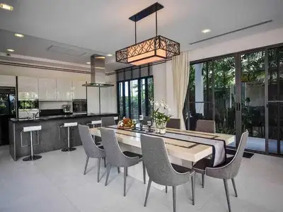 The Lake House – Villa moderne 4 chambres – à Cherng Talay