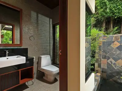 Villa de luxe 4 chambres avec piscine privée à Nai Harn