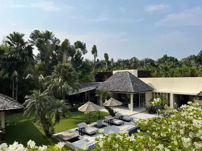 Grande villa de luxe avec piscine, Layan Estate