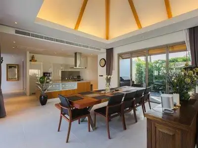 Superbe villa avec piscine 4 chambres à Anchan Lagoon