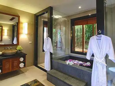 Grande villa de luxe vue mer 5 chambres avec piscine privée à louer à Surin Beach