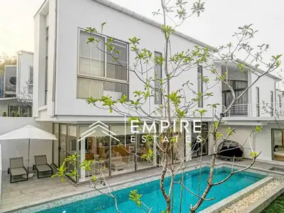 Villa moderne avec piscine 4 chambres à louer à Choeng Thale, Phuket