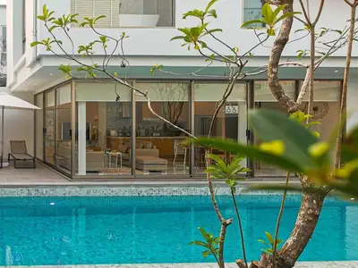 Villa moderne avec piscine 4 chambres à louer à Choeng Thale, Phuket