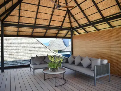 The Lake House – Villa de luxe avec piscine 4 chambres à louer
