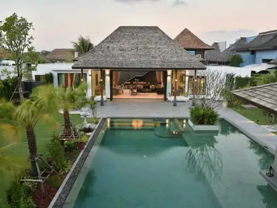 The Lake House – Villa de luxe avec piscine 4 chambres à louer