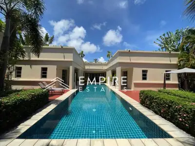 Belle villa 4 chambres avec piscine privée à Bang Tao