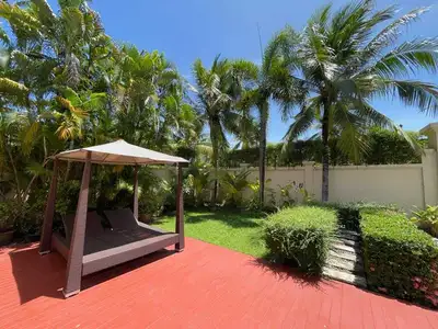 Belle villa 4 chambres avec piscine privée à Bang Tao