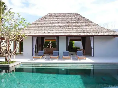 Villa de luxe 4 chambres avec piscine privée à louer à Anchan Lagoon