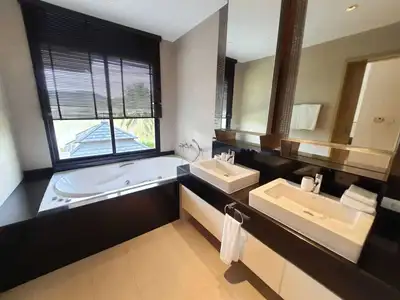 Villa 4 chambres à louer à Angsana Village, Phuket