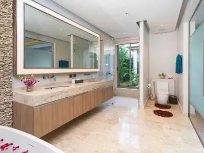 Villa de luxe 4 chambres avec piscine privée à Botanica Bangtao